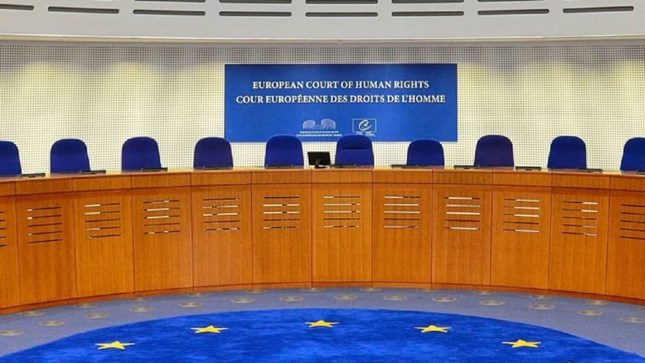 Simbolo, sanzione, prevenzione: la revoca della cittadinanza in seguito alla commissione di reati nella giurisprudenza della Corte Edu