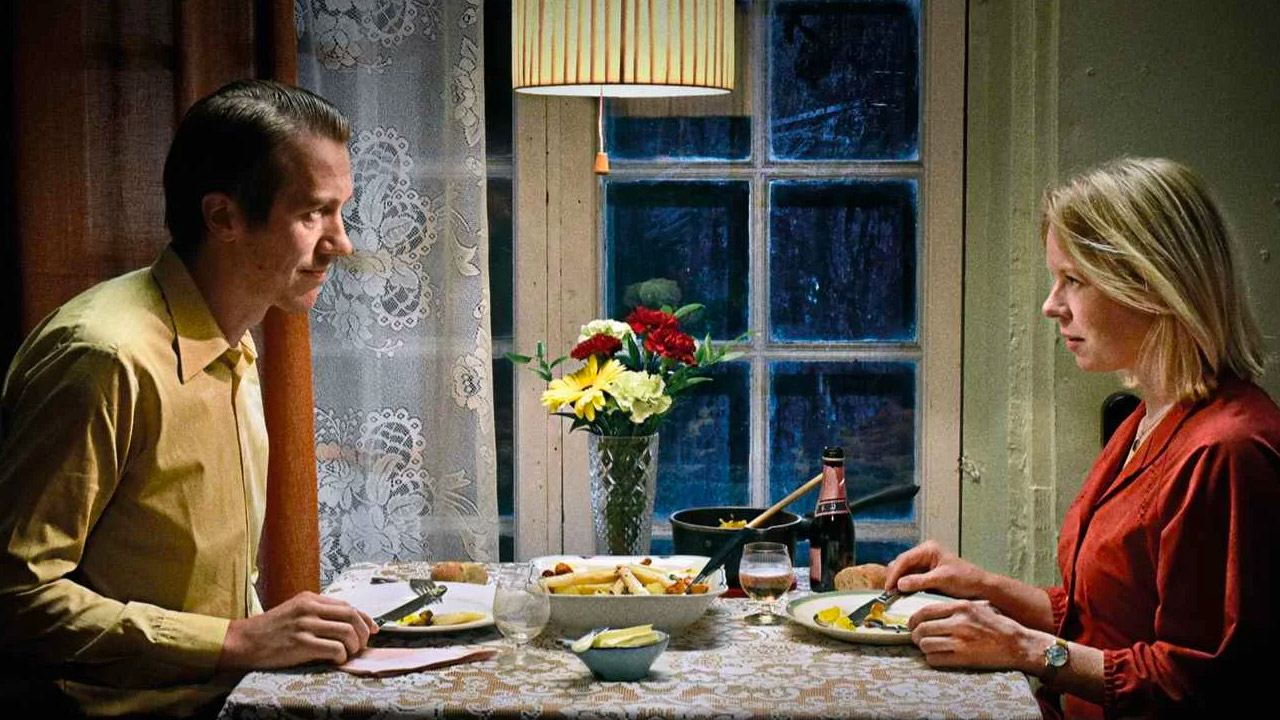 Foglie al vento di Aki Kaurismäki - recensione di Eva di Palma