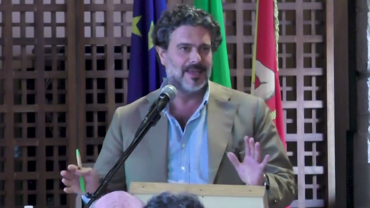 Autoritarismo e delegittimazione, un filo rosso che parte da lontano