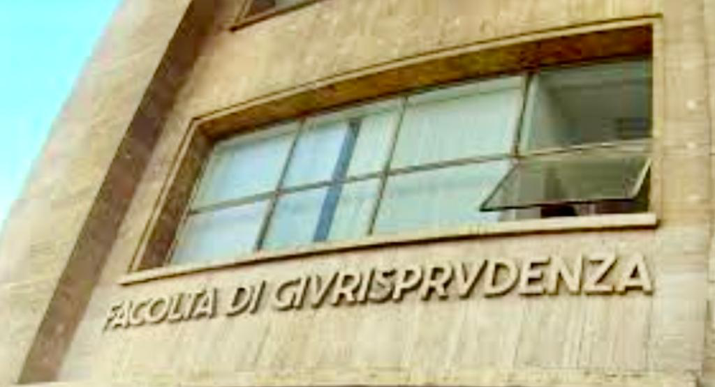 ​Il percorso di laurea in giurisprudenza: spunti di riforma di Giulia Pesce