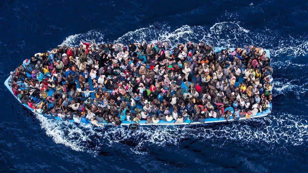 L’immigrazione irregolare via mare e la triade soggettiva “soccorritori-trafficanti -migranti”