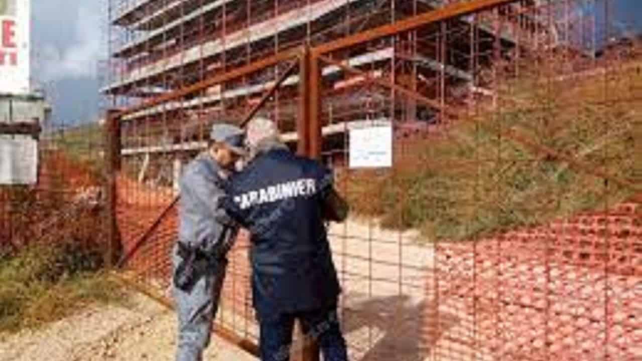 Accertamento penale ed accertamento amministrativo in caso di lottizzazione abusiva (Nota a Consiglio di Stato, sez. VI, 19 luglio 2021, n. 5403)