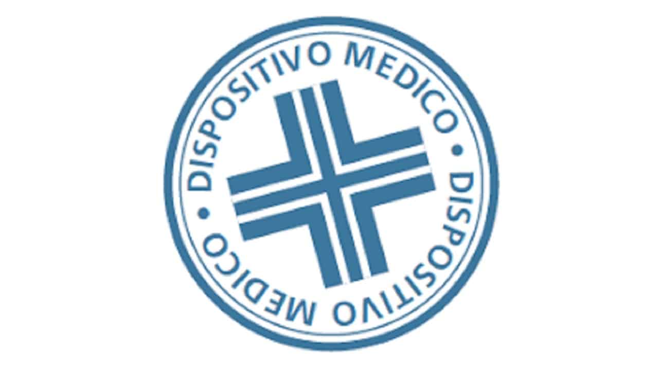 Giurisdizione del giudice ordinario sulle controversie risarcitorie per danno da omessa vigilanza sanitaria su dispositivi medici.