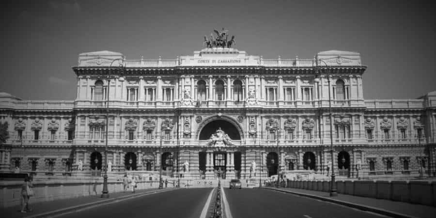 Consulenza, preclusioni e poteri del giudice. Le Sezioni Unite ed il cammino verso la decisione giusta  (nota a Corte di Cassazione, Sezioni unite, 1 febbraio 2022, n. 3086)