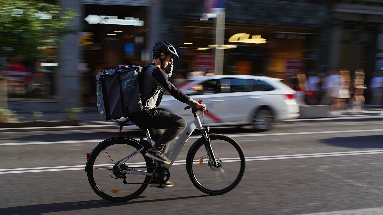 Governare l’algoritmo: la tutela del lavoratore digitale nella Direttiva (UE) 2024/2831