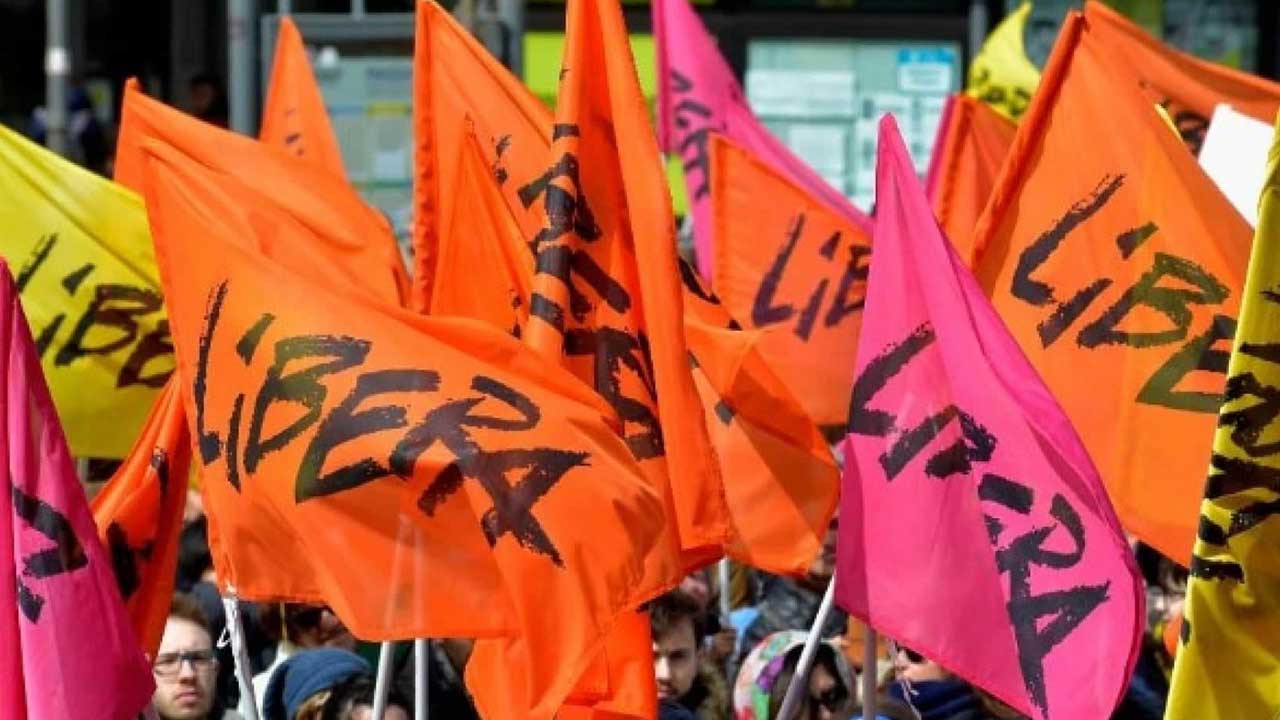 Ad alta voce. Il&nbsp;ricordo non&nbsp;sarà mai silenzioso