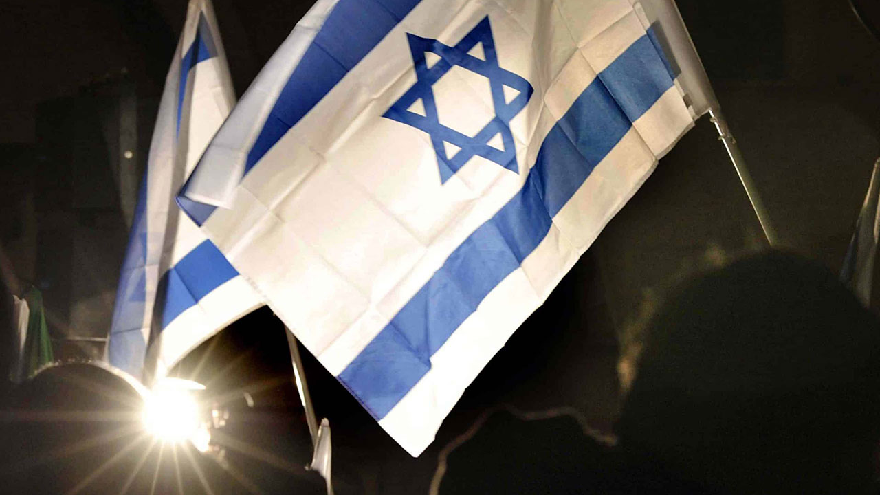 Divieto di&nbsp;esportazione di&nbsp;armi in&nbsp;caso di violazioni del&nbsp;diritto umanitario e&nbsp;sindacato giurisdizionale