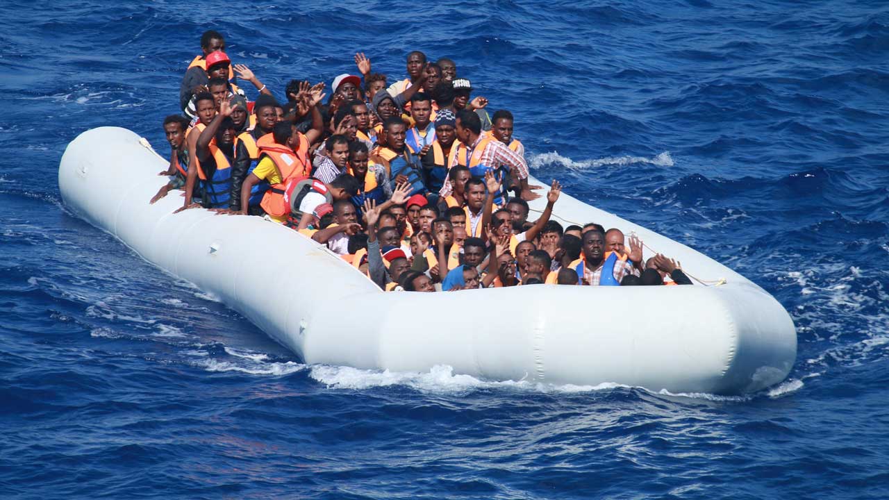 Il binomio sempreverde straniero-pericolo