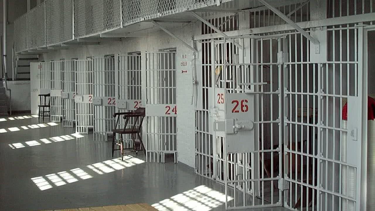 Gli Uffici di sorveglianza ai tempi del virus.  Cronaca di un’emergenza doppia