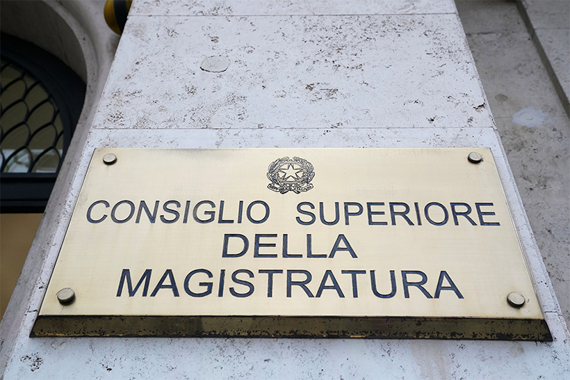 Il CSM, tra ruolo istituzionale e rischi di corto circuito di Roberto Romboli