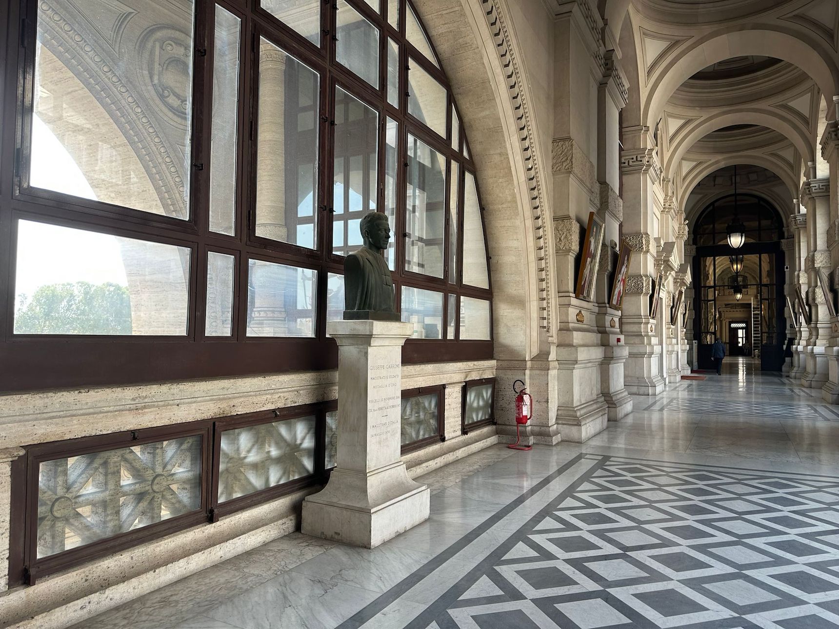 Atto politico vs giustizia 