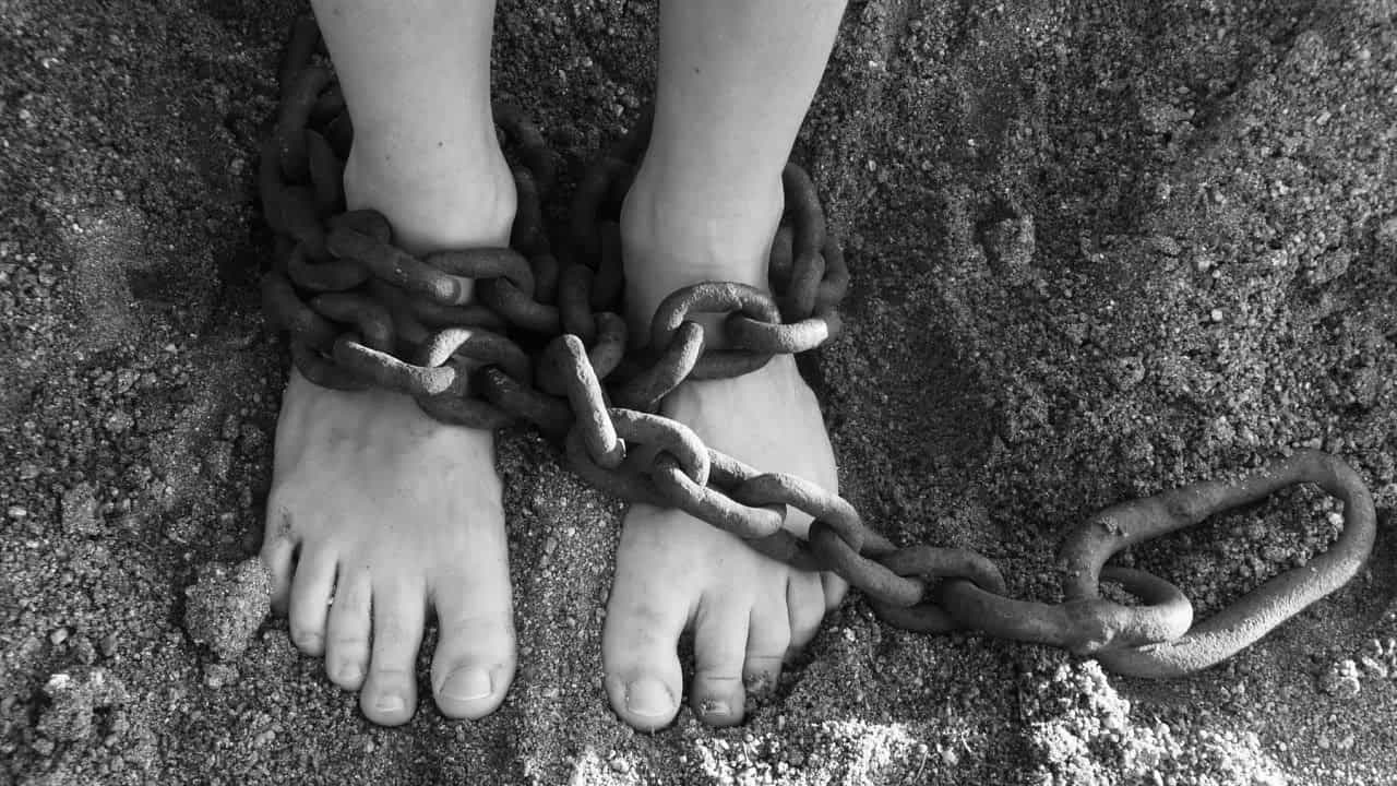 Prime applicazioni giurisprudenziali in tema di tratta di esseri umani