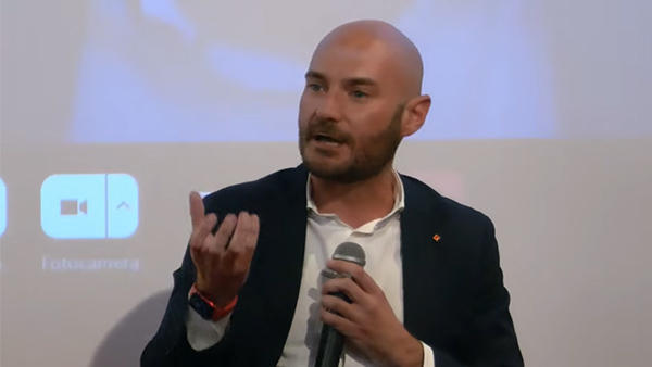 Intervento di Luca Stanzione